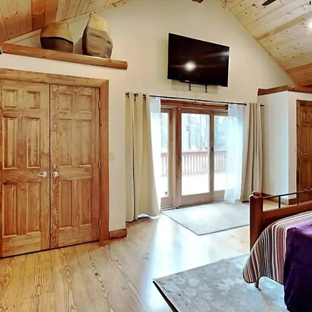 Holiday home Cozy Berev *