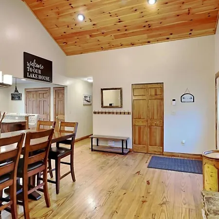 Cozy Berev Holiday home