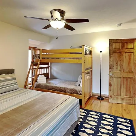 Cozy Berev Holiday home *