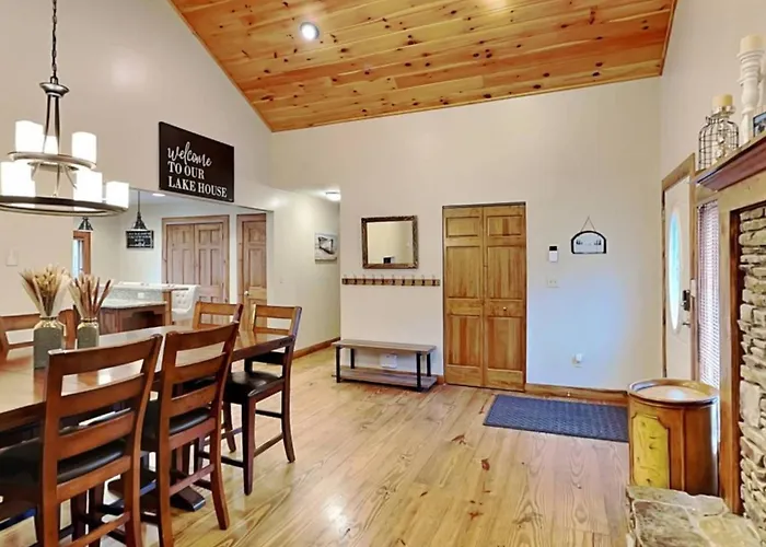 Cozy Berev Holiday home